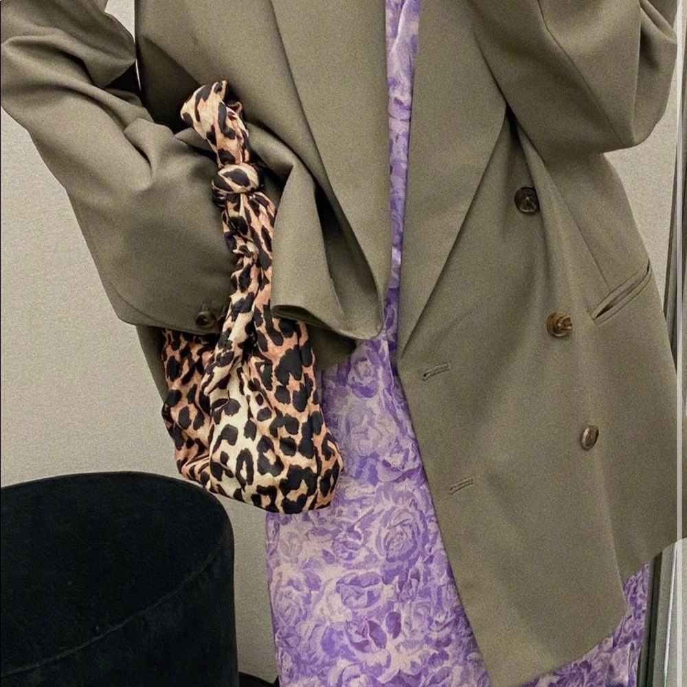 ganni mini leopard print shoulder bag - Picture 6 of 6